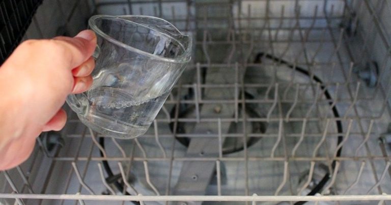 8 sfaturi care te vor ajuta să cureți inteligent casa!