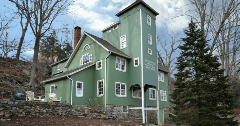 O veche fabrică de cidru din 1800 a fost transformată într-o casă spectaculoasă!