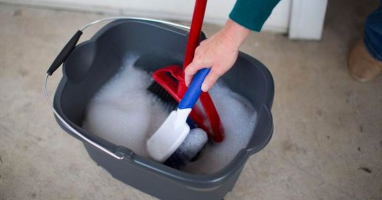 9 trucuri pentru curățarea casei domneavostră